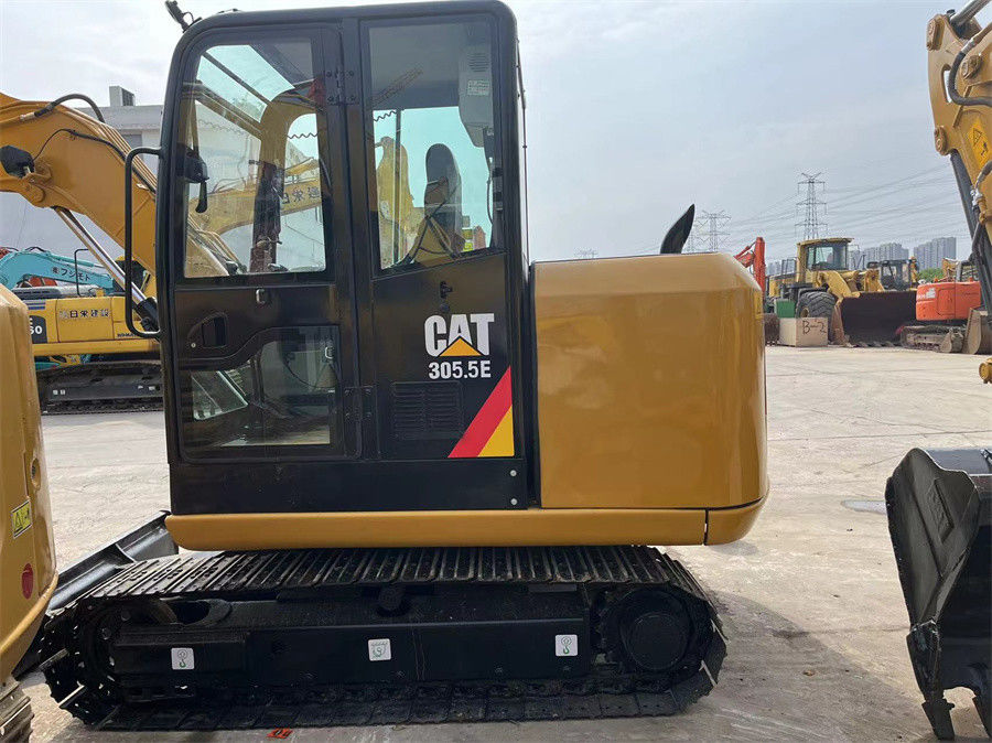 305.5E2 中古キャタピラー ショベル 5.5 トン ミニ油圧クローラー ショベル