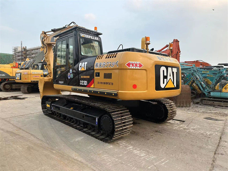 23トンによって使用された猫のクローラー掘削機323Dは幼虫320を323 325 330掘削機使用した
