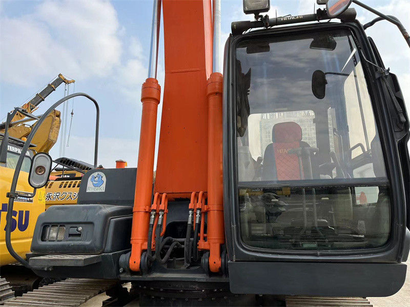 元のペンキ日立ZX200 Zaxis200はクローラー掘削機を20トン注入するエンジンを使用した