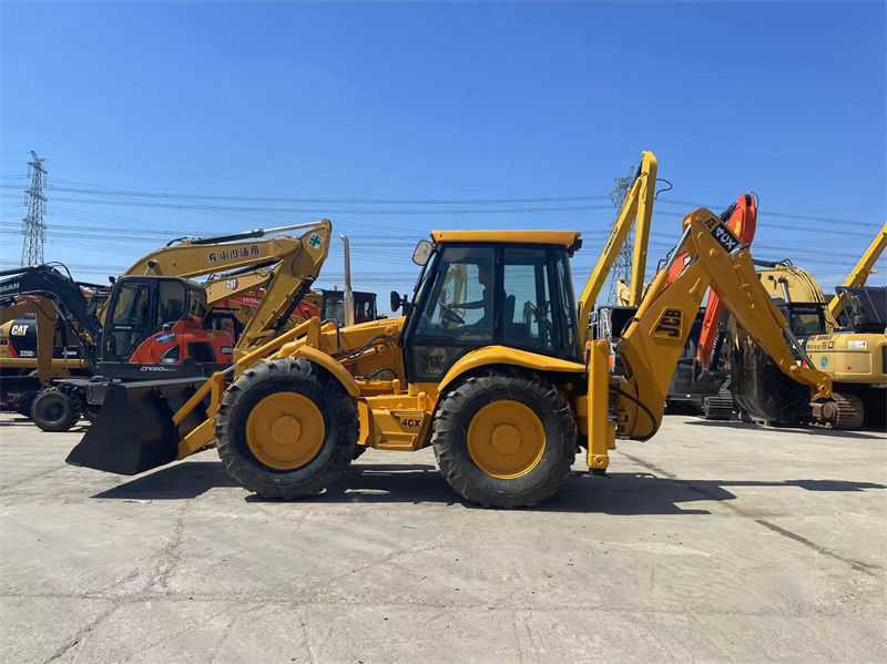 アメリカ合衆国 中古 JCB 4CX バックホー・ローダー 中古 JCB 4CX 輪式 バックホー・ローダー