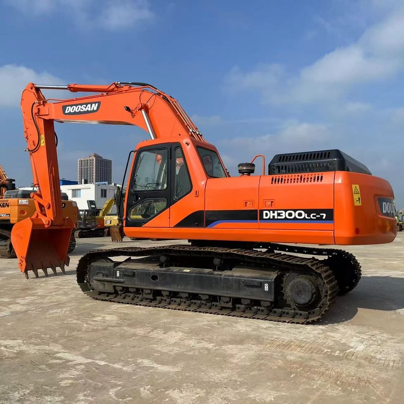 中型掘削機30トンのドーサンDH300LC-7 クローラー掘削機