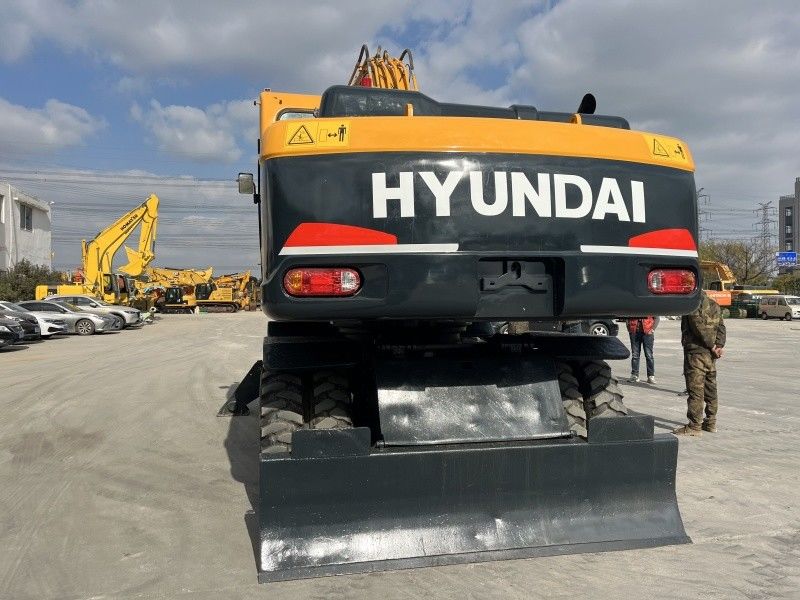 中古ハインダイ 210w-9ホイール掘削機 21トンの中型の中古掘削機