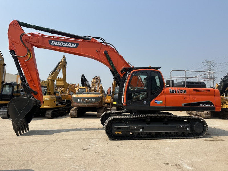 韓国は使った Doosan DX340LCA 掘削機 34 トン Doosan DX340 クローラー 掘削機