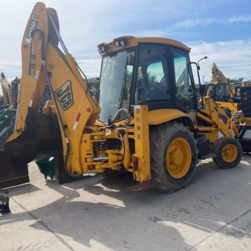 オリジナルペイント JCB 3CX バックホーローダー 掘削と積載のための4輪駆動