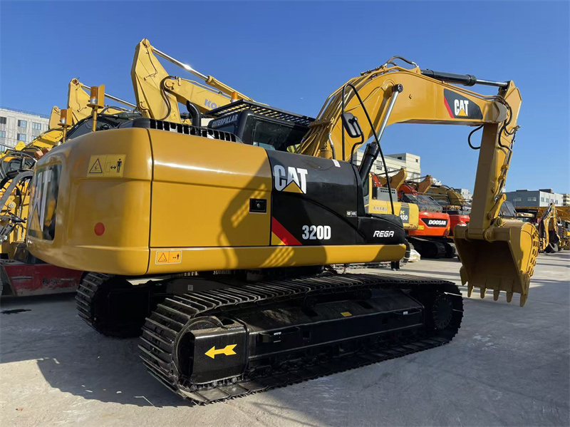 20トンの中古CAT 320D油圧ショベル 低稼働時間の、中古キャタピラー油圧ショベル