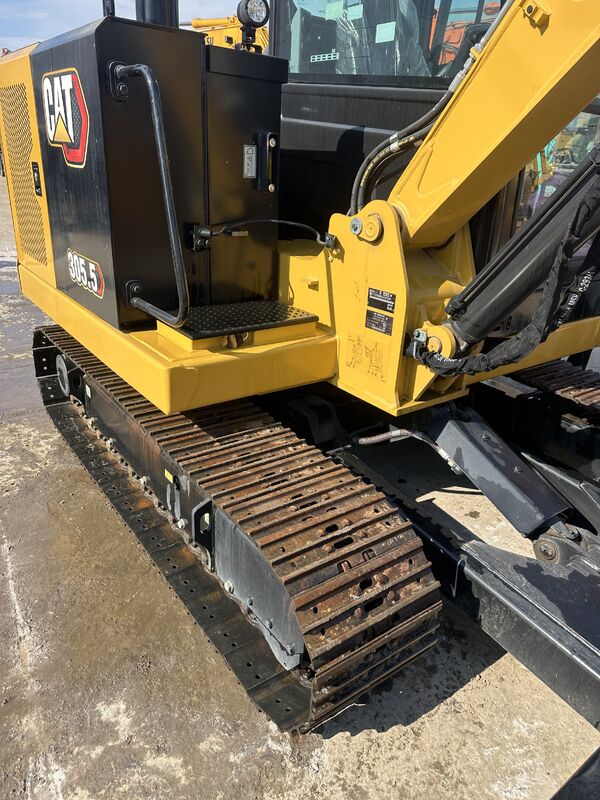 新品 CAT 305.5 油圧ショベル 5.5トン Caterpillar 305.5 ミニクローラー油圧ショベル
